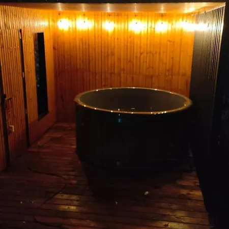 Forest House Sasino-spa Sauna Balia Ferienhaus Sasino